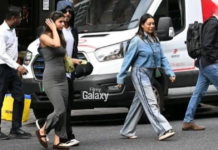 Shah Rukh Khan London Vacation: लंदन में फैमिली संग दिखे शाहरुख खान, छात्रों के प्रोटेस्ट पर चुप्पी से उठे सवाल Shah Rukh Khan London Vacation